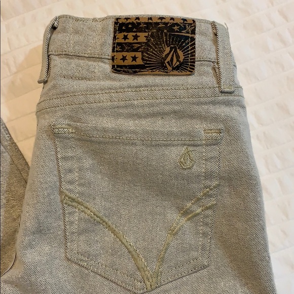 Volcom silver wash jeans - Picture 2 of 3